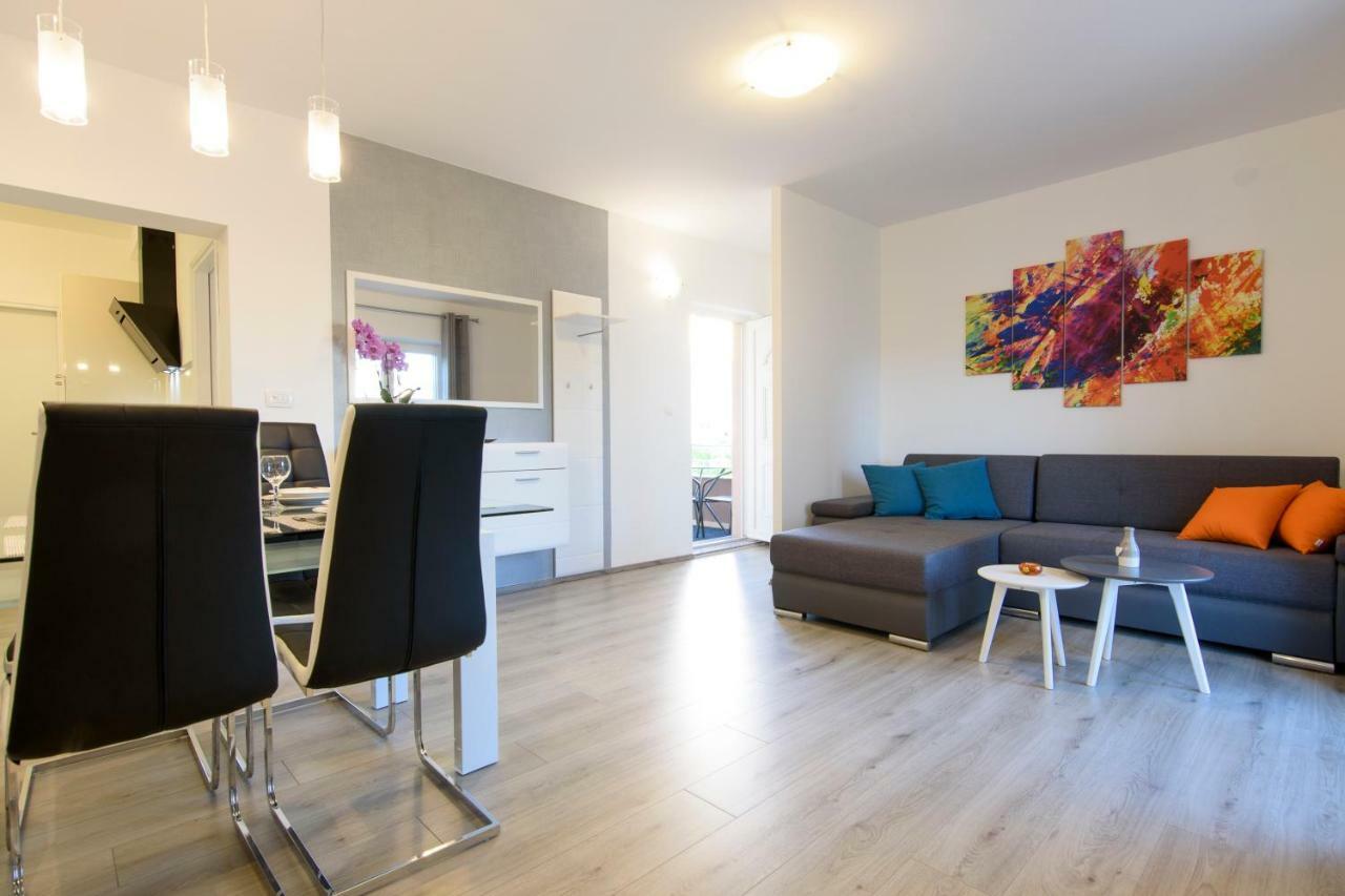 Relja Apartment *